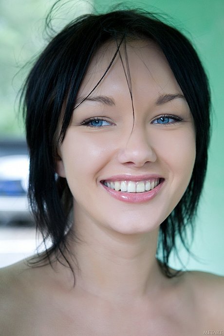 Alluring babe Loreen A shows off her medium breasts & her protruding labia - Image 4 of 20  in Pussy category   featuring Loreen A 