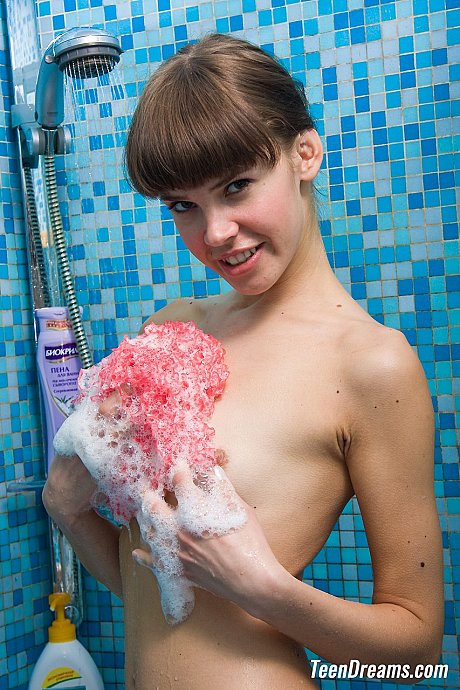 Young Dreams performed by Juliana XXX Porn Pics - Image 10 of 21  in Teen category   featuring Juliana 