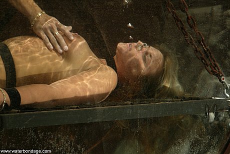 Water Bondage performed by Justin, Veronika nude XXX - Image 9 of 21  in Pussy category   featuring Veronika Raquel, Justin 