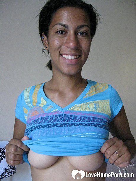 Amateur babe shows off her humongous natural boobs and plays with her snatch - Image 4 of 20  in Pussy category  