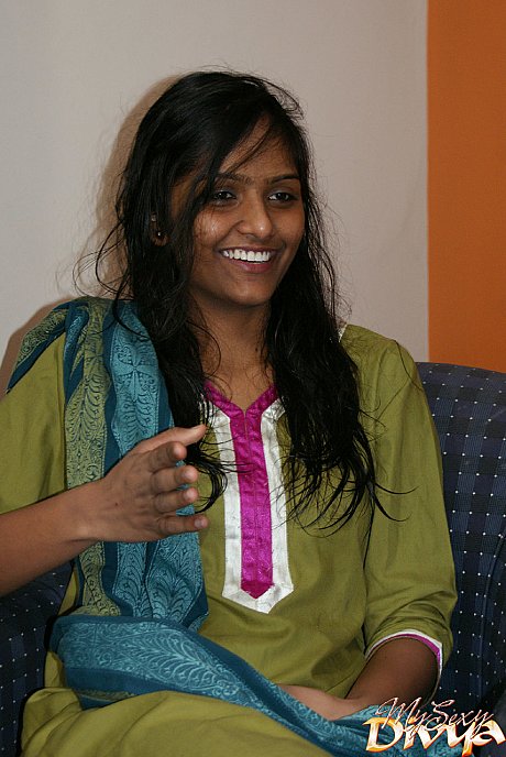 Indian divya slips off her shalwar suit to pose nude for the first time - Image 1 of 12  in Babe category   featuring Divya 