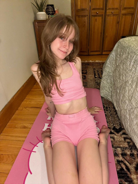OnlyFans Teensy Bella Teensy Bella - #1330562