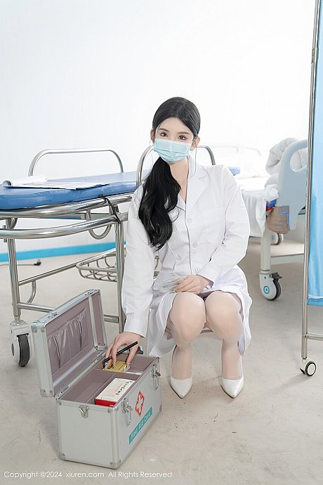 BeautyLeg001 Sex Images - Image 4 of 10  in Babe category  