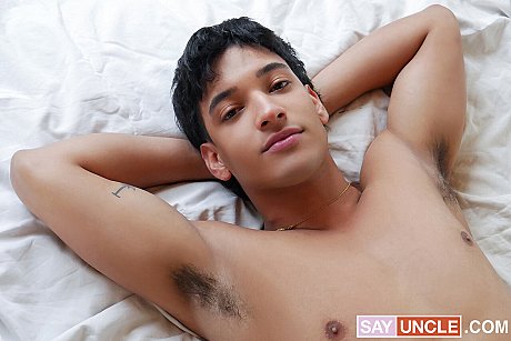 Latin Leche performed by Bastian Moreyra, Camilo Caba Hot Pictures - Image 2 of 10  in Gay category  