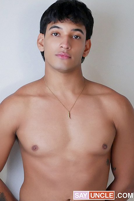 Latin Leche performed by Bastian Moreyra, Camilo Caba Hot Pictures - Image 3 of 10  in Gay category  