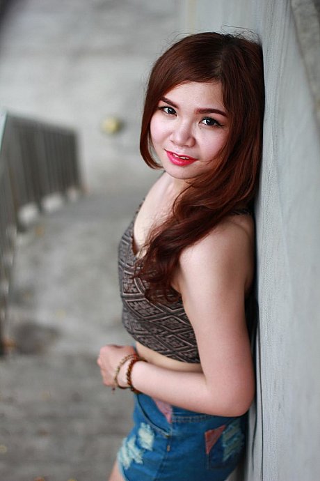 Beautiful fine oriental model posing in her pretty outfits in her outdoor compilation - Image 10 of 21  in Outdoor category  