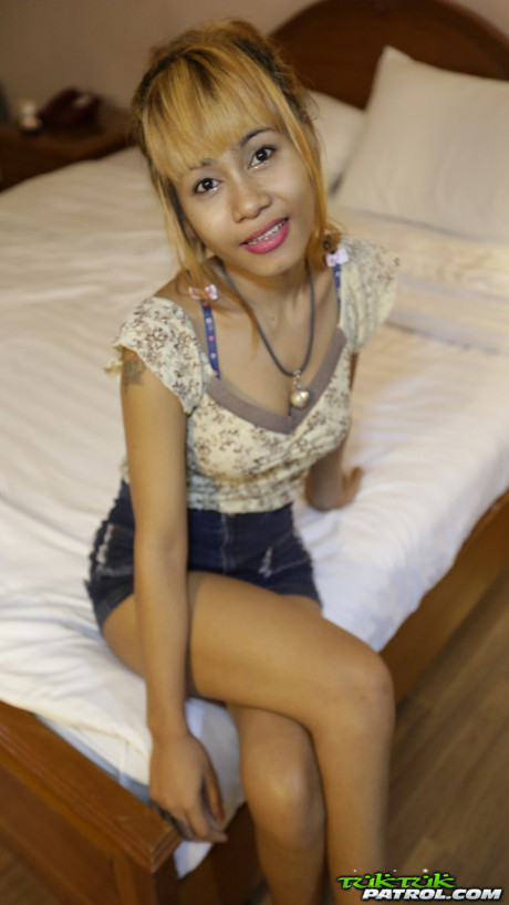 Lovely Thai mom Jean sucks and screws a white meat in a hotel room - #1167843