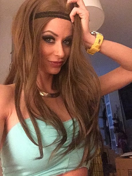 Horny pornstar with perfect monstrous breasts Emily Addison poses naked in her bed - Image 6 of 16  in Big Clit category   featuring Emily Addison 