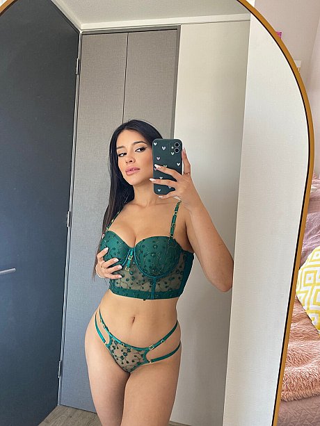 Sweet brunette Mariam Zaid reveals her unprotected ass while changing underwear - Image 12 of 20  in Amateur category   featuring Mariam Zaid 