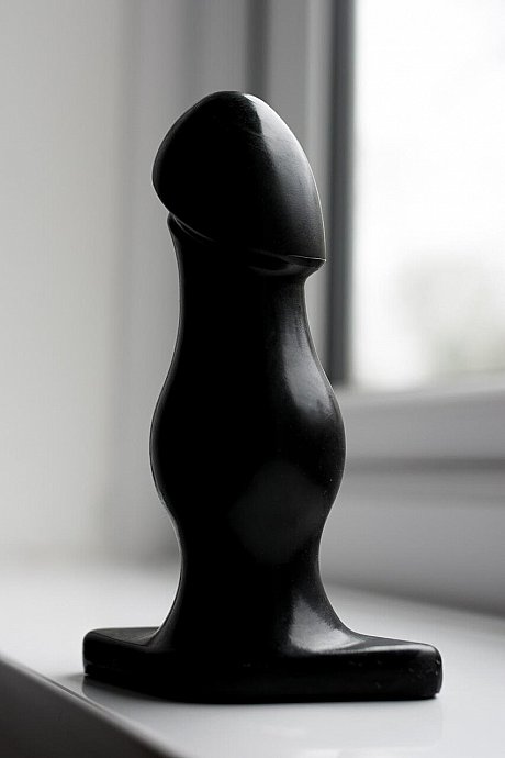 Bentbox Hot Pictures - Image 14 of 17  in Dildo category  