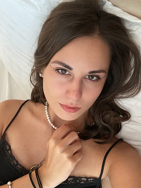 OnlyFans Alina Berryy Alina Berryy - Image 5 of 16  in Model category   featuring Alina Berryy 