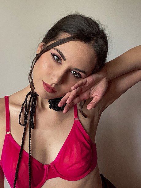 OnlyFans Alina Berryy Alina Berryy - Image 6 of 16  in Model category   featuring Alina Berryy 