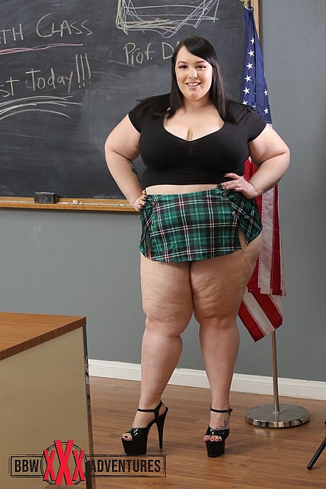 BBW XXX Adventures starring Alexis Allure nude Images - Image 2 of 20  in Pussy category   featuring Alexis Allure 