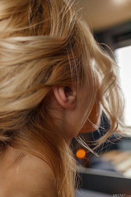 Met Art featuring Bianca Bell undressed Porn Pics - Image 3 of 21  in Model category   featuring Bianca Bell 