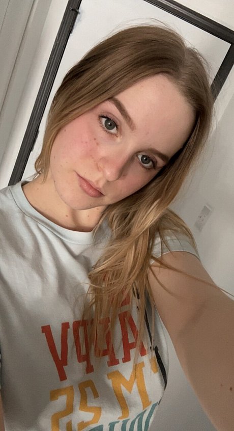 OnlyFans Madison Rose XXX Photos - Image 13 of 16  in Amateur category  