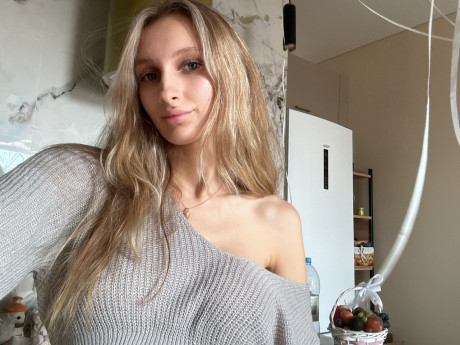 OnlyFans Mara skinny featuring Mara thin Hot Pics - #1410017