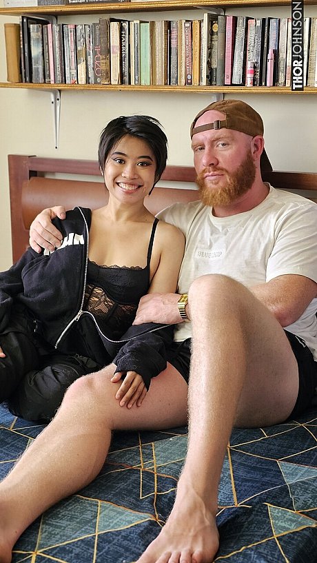 THOR JOHNSON Porn Gallery - Image 9 of 15  in Pussy category  