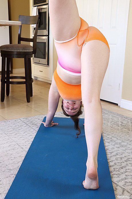 Young teen Busty performed by Riley Nixon Sex Photos - Image 5 of 21  in Legs category   featuring Riley Nixon 