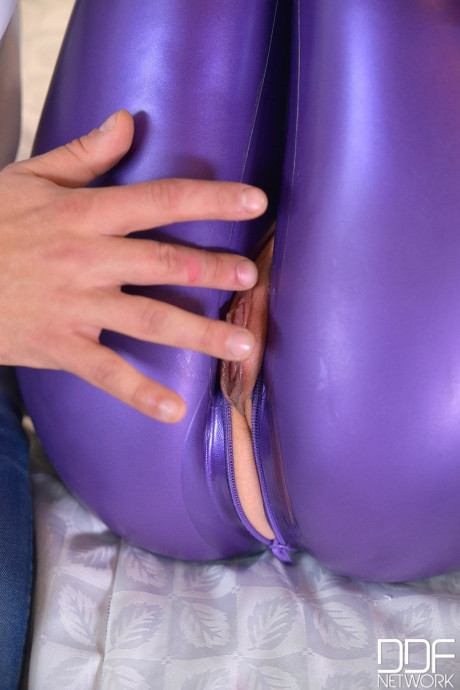Lovely MILF Latex Lucy liking fingering & toying wet vagina in naughty latex suit - #1487684