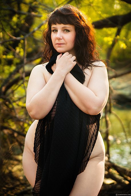 Ravishing chubby MILF shows off her gorgeous curves all undressed outdoors - Image 9 of 16  in Outdoor category   featuring Katrin Porto 
