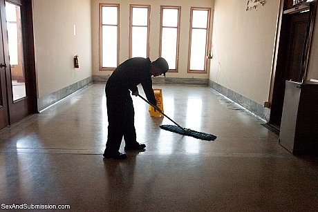 Blonde honey Jessie Rogers strips her bikini and covers her boobs and cunt - Image 18 of 20  in Outdoor category   featuring Jessie Rogers, Mr Pete 