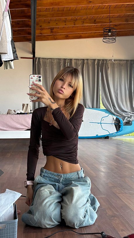 OnlyFans Tiny Lana featuring Tiny Lana Onlyfans Porn XXX - Image 7 of 10  in Babe category   featuring Tiny Lana Onlyfans 