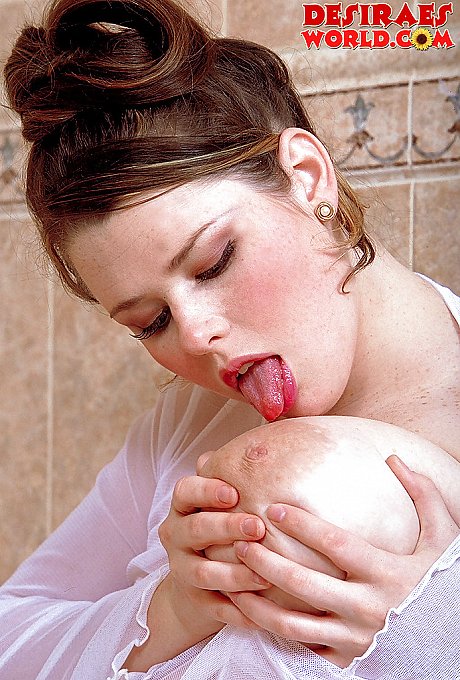 Plump whore lady unleashes monstrous pornstar boobs and large ass in bathtub - Image 1 of 16  in Feet category   featuring Desirae 