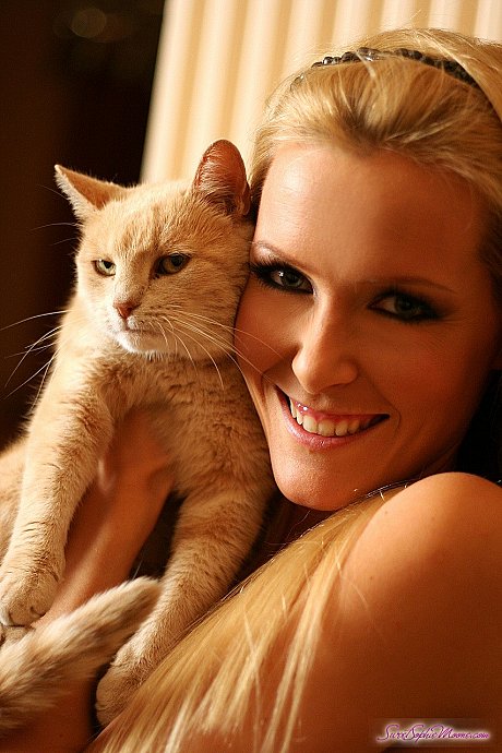 Bikini-clad Sophie Moone & Lana S caught on cam in poolside lesbian licking - Image 3 of 17  in Skinny category   featuring Sophie Moone, Lana S 