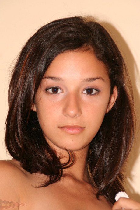 Petite young Summer strikes great naked poses in her studio apartment - #1219102