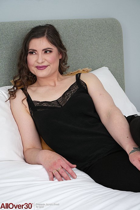 Over 30 amateur Aurora Frost gets on top during sex with her boy boy man friend - Image 1 of 16  in Amateur category   featuring Aurora Frost 