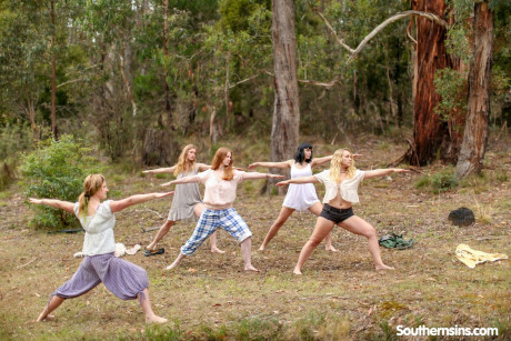Beautiful Australian ladies practicing yoga in their hot outfits in nature - #975537