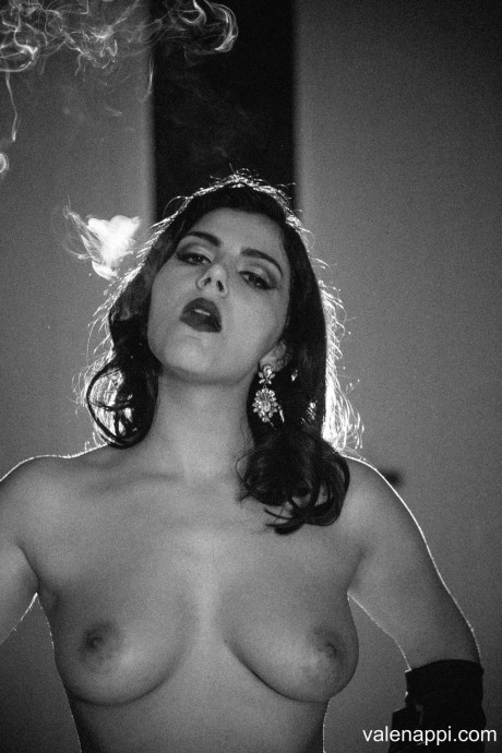 Attractive brunette Valentina Nappi smokes while unclothed in a B&W scene - #1174940