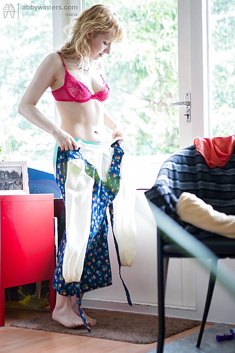 Hidden spy cam records amateur whore broad Hania dressing her silky twat - Image 10 of 16  in Legs category   featuring Hania 