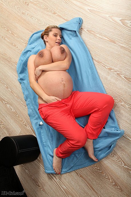 Heavily pregnant Katrin Kozy unveils her bulging tummy & humongous titties - Image 10 of 20  in Pussy category   featuring Katrin Kozy 