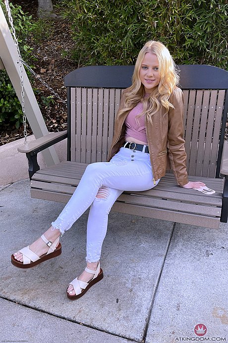 Thin amateur babe Paris White strips & exposes her holes & feet up close - xxx porn gallery #49590 in Pussy featuring Paris White