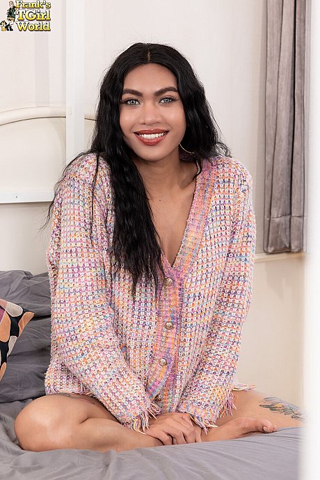 Franks transsexual World featuring Jing XXX Photos - Image 2 of 16  in Ladyboy category  