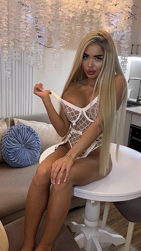 OnlyFans Barbie Oh Barbie XXX Porn Pics - Image 8 of 13  in Model category   featuring Barbie Oh Barbie 