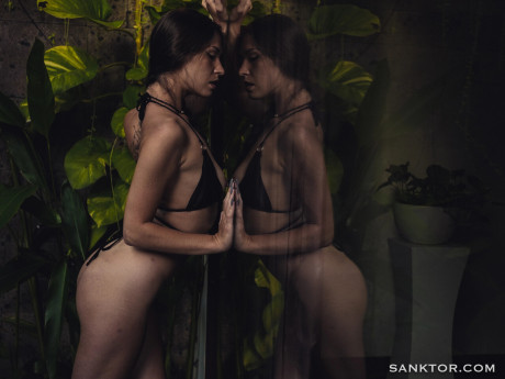 Sanktor performed by Selenge Sanktor Hot Pics