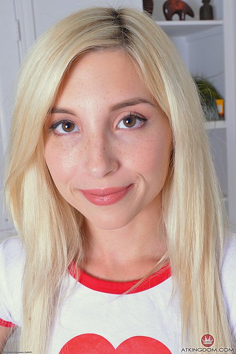 Little yellow-haired teen Piper Perri rubs her beaver & spreads her firm behind cheeks - Image 2 of 20  in Pussy category   featuring Piper Perri 