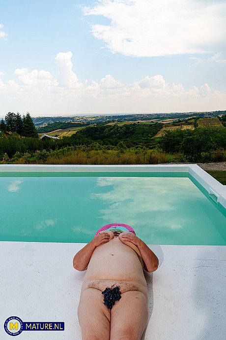 Old NL performed by Edina, Jana, Maya Sex Images - Image 18 of 21  in Lesbian category   featuring Jana, Maya, Edina 