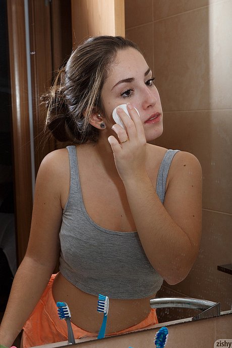 Alluring brunette Mireia Cabello unveils her magnificent natural melons - Image 11 of 12  in Teen category   featuring Mireia Cabello 