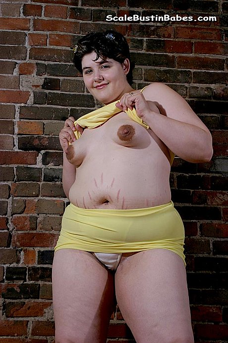 Meaty teenie amateur Jennipher Doll flaunts her giant chubby body and gives head - Image 5 of 20  in Amateur category   featuring Jennipher Doll with Shannon 