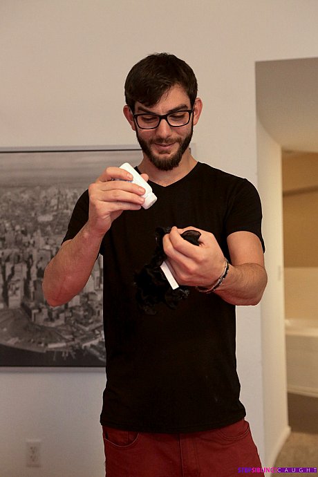 Thin Jasmine Riley pounded by stepbrother while dressing & gets spunked on - Image 4 of 17  in Pussy category   featuring Jasmine Riley 