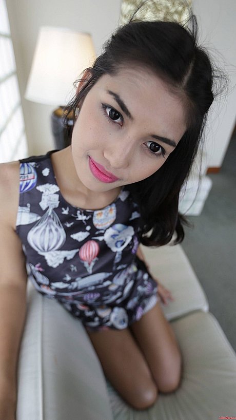 Thin lady boy shows her tiny tits & her small meat while stripping for sex - Image 5 of 21  in Ladyboy category  