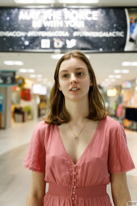 All-natural amateur babe Meadow Brink flashing her boobies in public
