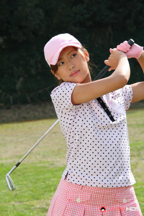 Fresh young Japanese golfer Nao Yuzumiya flashes a no panty up skirt on the course - #761718