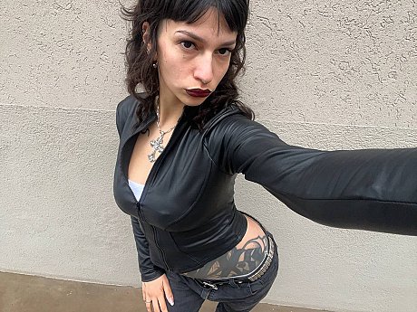 OnlyFans Miss Yazminn starring Miss Yazminn naked Images - Image 11 of 21  in Outdoor category   featuring Miss Yazminn 