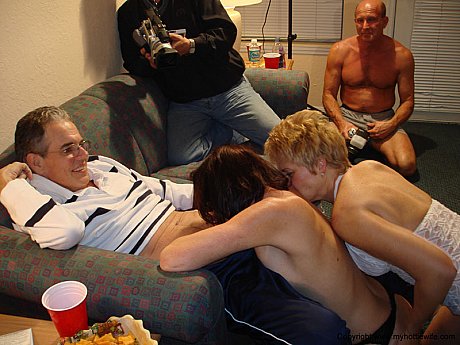 Amateur swingers unveil their enormous boobies and share several dicks in group sex - Image 15 of 20  in Spreading category   featuring Tracy Lick 