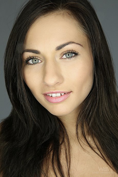 Teenie kitty Michaela Isizzu spreads her twat & shows her breasts at the casting