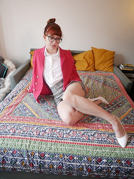 Geeky amateur redhead spreads her legs and shows her ebony panties - Image 13 of 14  in Legs category  